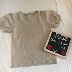 CLEAROUT💸 Zara T-Shirt